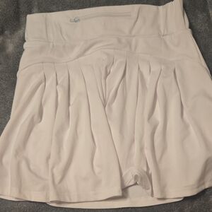 Women's White Pleated Shorts